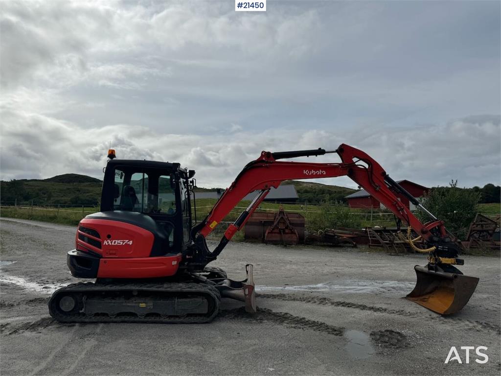 Kubota KX057-4 Tracked excavator w/ sanding bucket and ro 2013 21450 KX057-4 Tracked excavator w/ sanding bucket and ro 20...