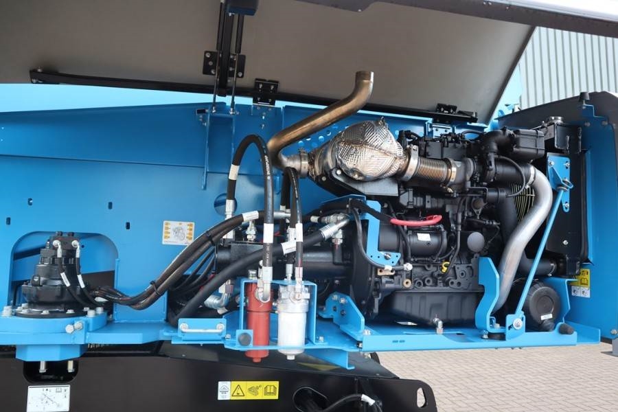 Genie S65XC Trax Valid inspection, *Guarantee! Diesel, 4 2022 GENIE - S65XC Trax - 61348 S65XC Trax Valid inspection, *Gua...