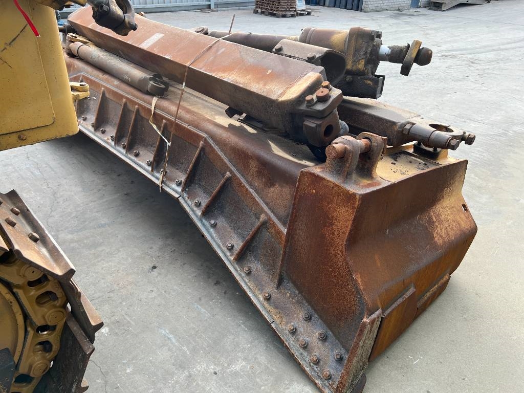 CAT D7G 1984 206242 D7G 1984 1 Dozers image 5
