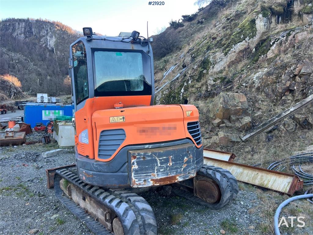 Doosan DX62R-3 excavator w/ rototilt, sanding bucket and 2015 21920 DX62R-3 excavator w/ rototilt, sanding bucket and 2015...