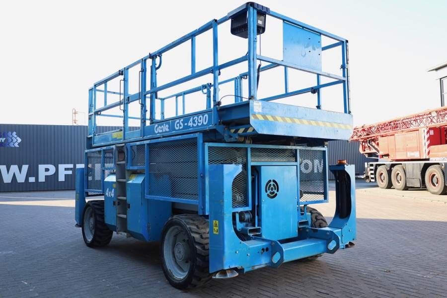 Genie GS4390 Diesel, 4x4 Drive, 15m Working Height, 680k 2012 GENIE - GS4390 - 63308 GS4390 Diesel, 4x4 Drive, 15m Working...