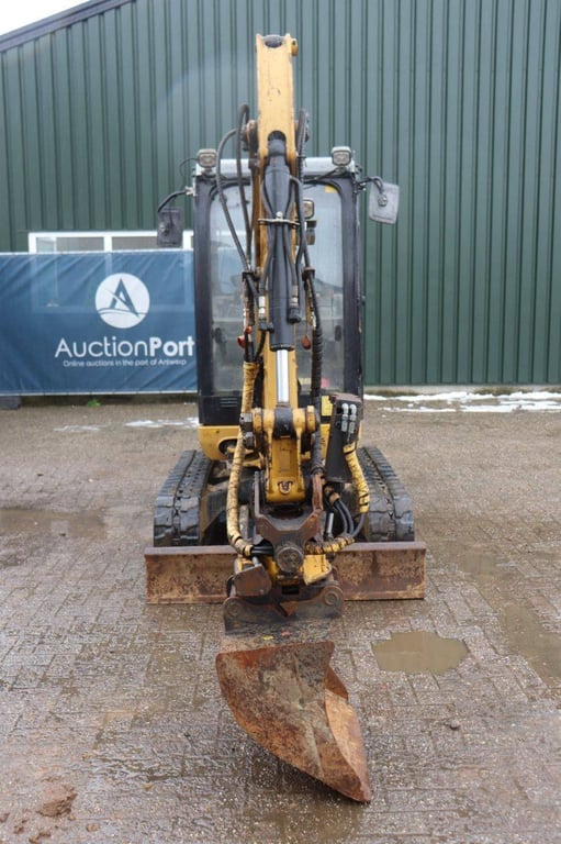 Mini excavator Caterpillar 302.4D Diesel 13kW 2016 2016 302.4D 2016 1 image 8