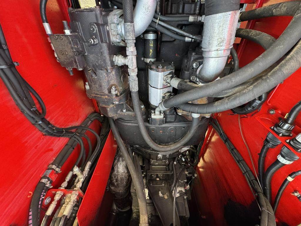 CVS Ferrari F481 2009 D4117 CVS Ferrari F481 2009 1 image 6