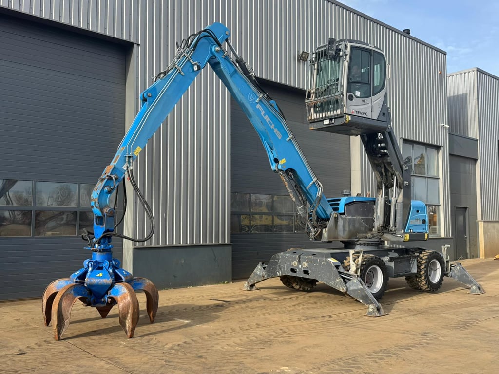 Fuchs MHL 250 2015 00033355 Fuchs MHL 250 2015 1 image 2