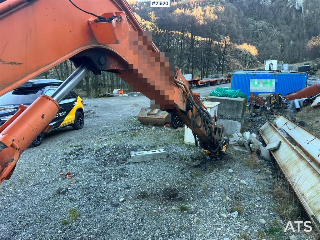 Doosan DX62R-3 excavator w/ rototilt, sanding bucket and 2015 21920 DX62R-3 excavator w/ rototilt, sanding bucket and 2015...