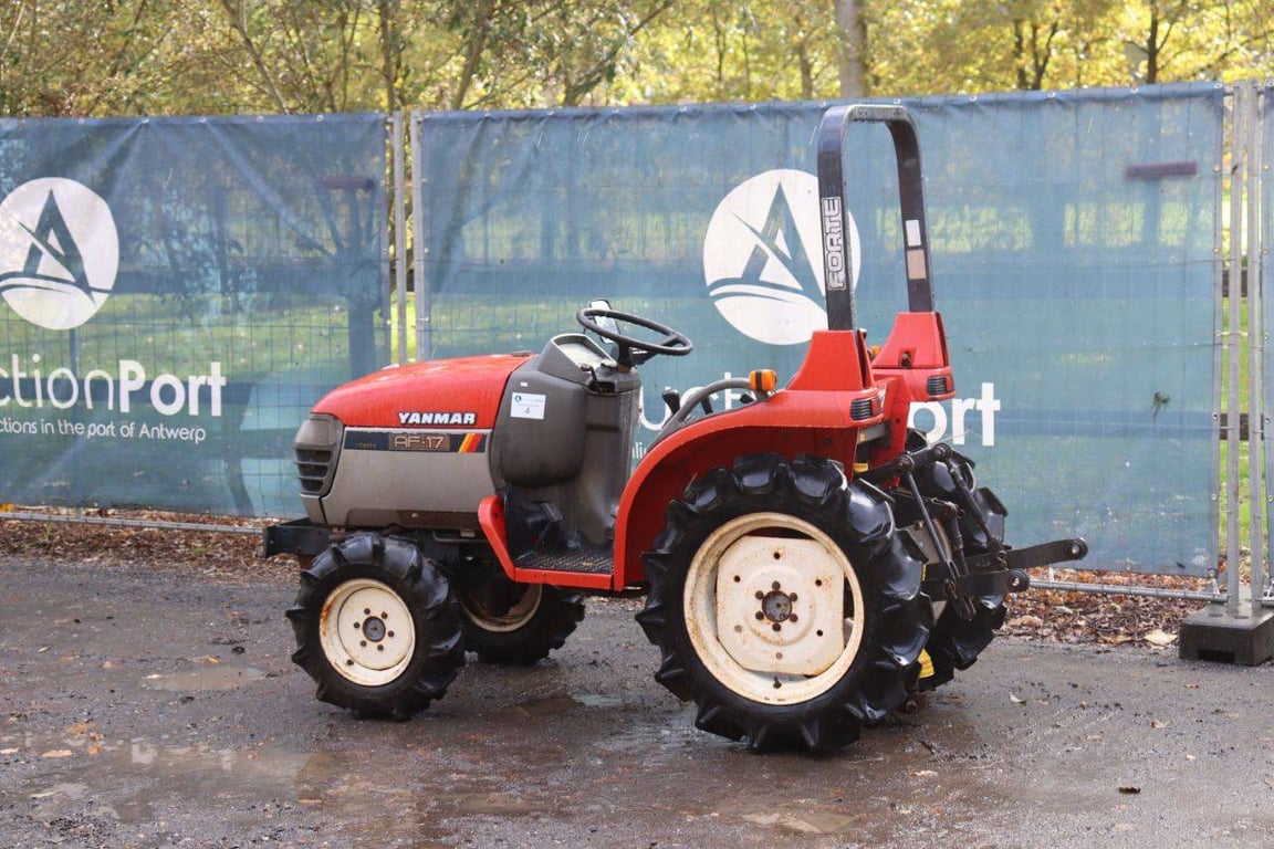 Mini tractor Yanmar AF-17 Diesel 17hp AF-17 1 Tractor Units image 3