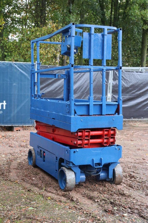 Scissor lift Genie GS-1532 Electric 6.6m 2014 2014 GS-1532 2014 1 Scissor Lifts image 7
