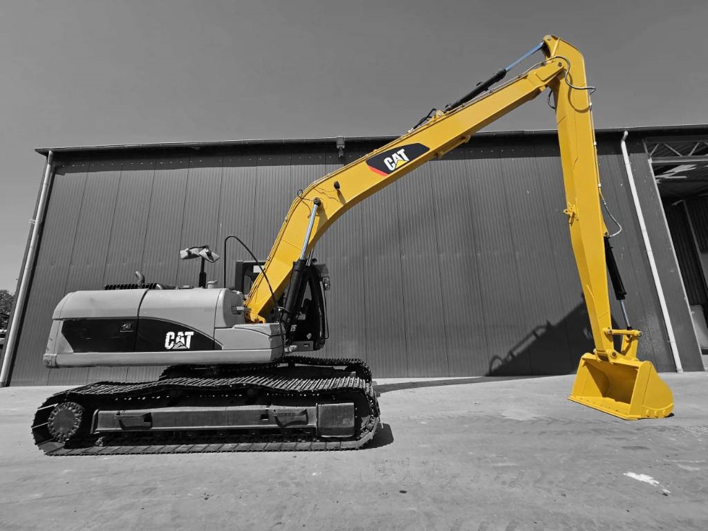 CAT 320D 18m Set Long Reach Equipment 2025 904482 320D 18m Set Long Reach Equipment 2025 0 image 2