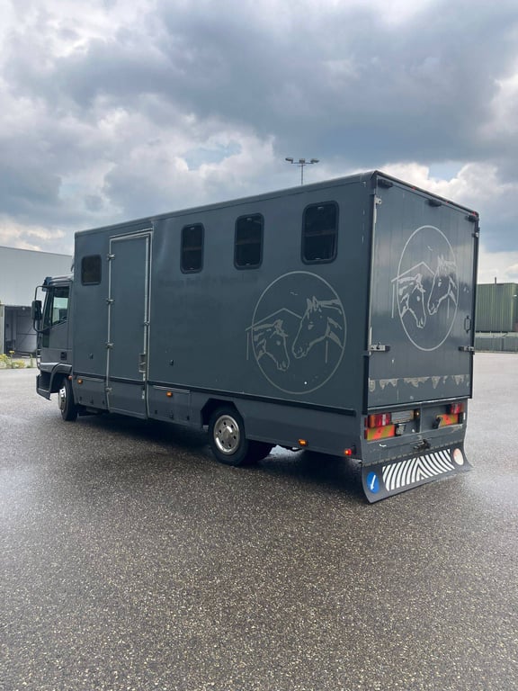 Horse truck Iveco 75E Diesel 2006 2006 75E 2006 1 image 3