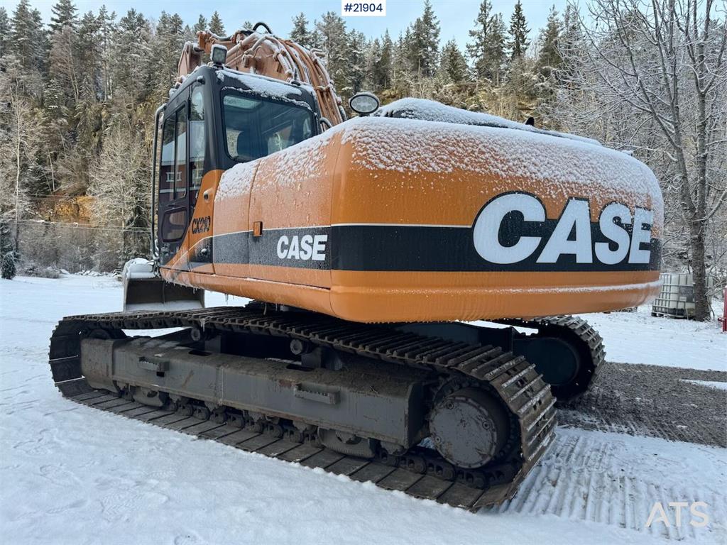 CASE CX210 Tracked Excavator w/ Grading Bucket WATCH VI 2001 21904 CX210 Tracked Excavator w/ Grading Bucket WATCH VI 2001...