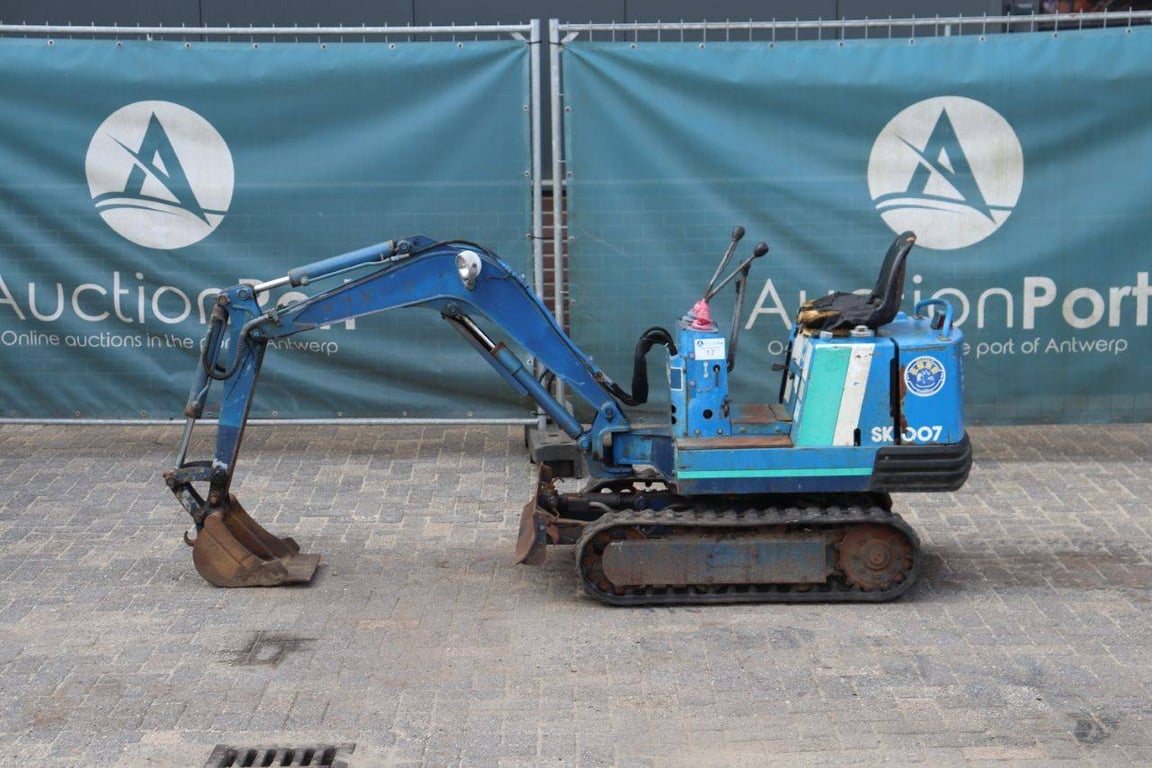 Mini excavator Kobelco SK007 Diesel SK007 1 image 2