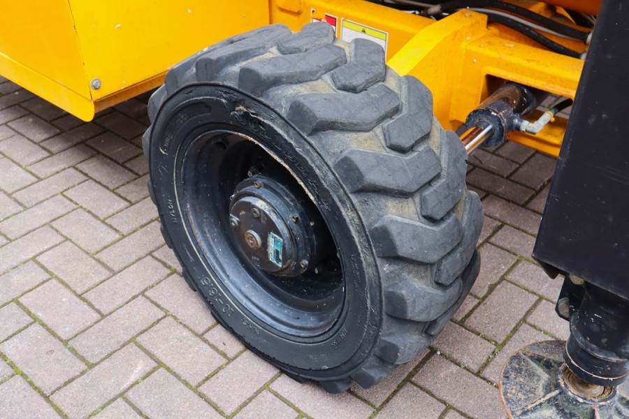 Haulotte H15SXL Diesel, 4x4 Drive, 15m Working Height, 500k 2011 HAULOTTE - H15SXL - 62922 H15SXL Diesel, 4x4 Drive, 15m W...