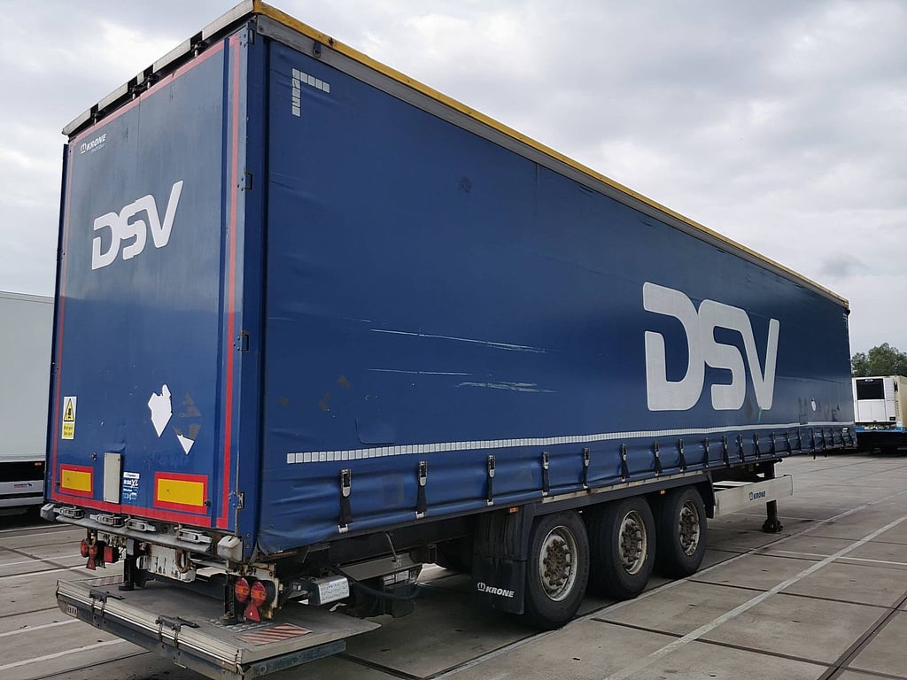 KRONE SDP 02 bär 2 tons taillift 2018 SDP 02 BÄR 2 TONS TAILLIFT 2018 1 image 2