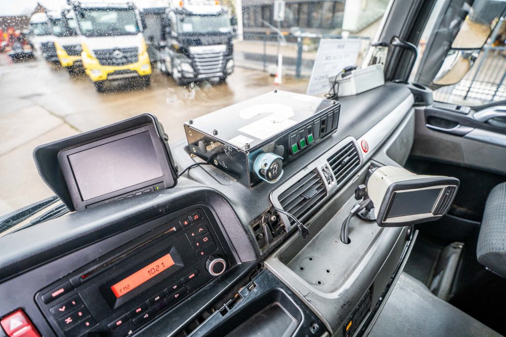 MAN TGS 26.320 BL - VDK PUSHER IIK 2011 E64686 TGS 26.320 BL - VDK PUSHER IIK 2011 1 image 9