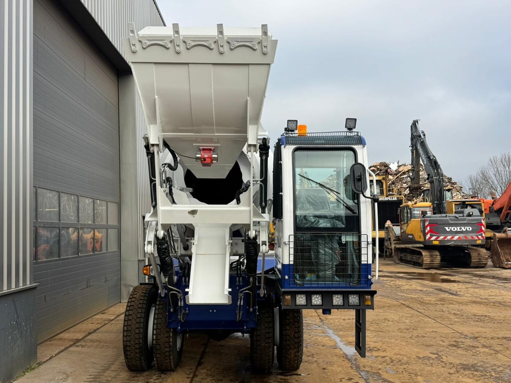 Heavy machinery product image - Image 8 of 15