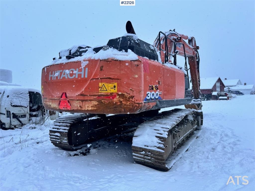 Hitachi ZX300LC-6 crawler excavator with digging bucket 2019 22126 ZX300LC-6 crawler excavator with digging bucket 2019 1 ...