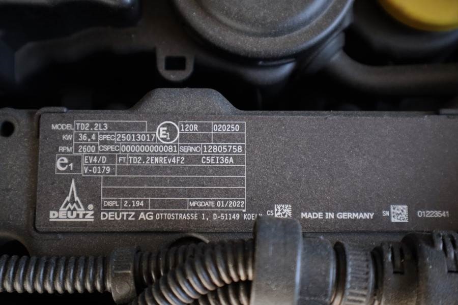 Genie S45XC Trax Valid inspection, *Guarantee! Diesel, 4 2022 GENIE - S45XC Trax - 61229 S45XC Trax Valid inspection, *Gua...