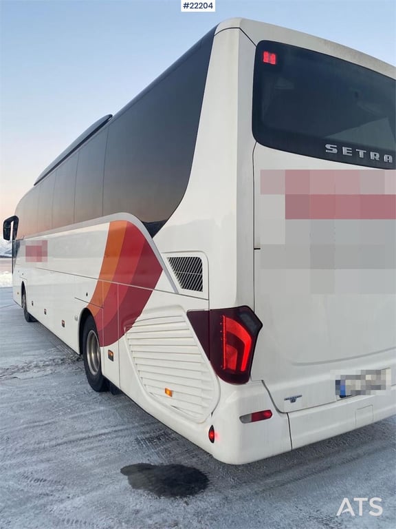 Setra S 515 HD bus w/ 49+2+1 seats, and low km condition 2017 22204 Setra S 515 HD bus w/ 49+2+1 seats, and low km conditi...