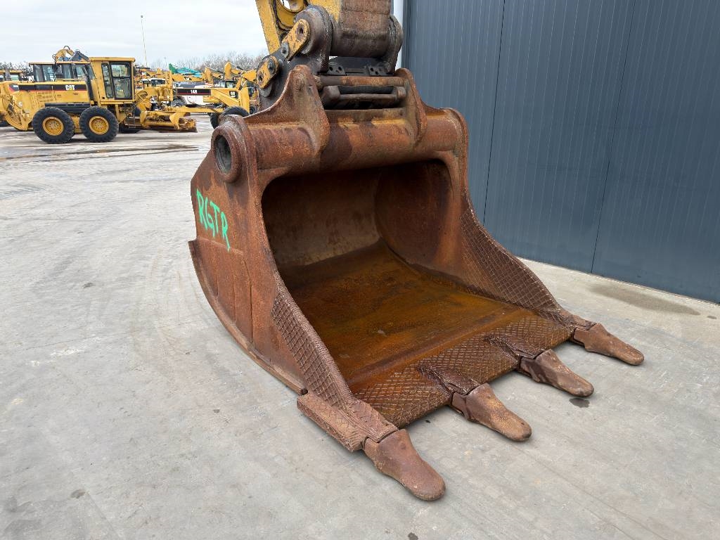 CAT 352F XE 2017 209244 352F XE 2017 1 Crawler Excavators image 12