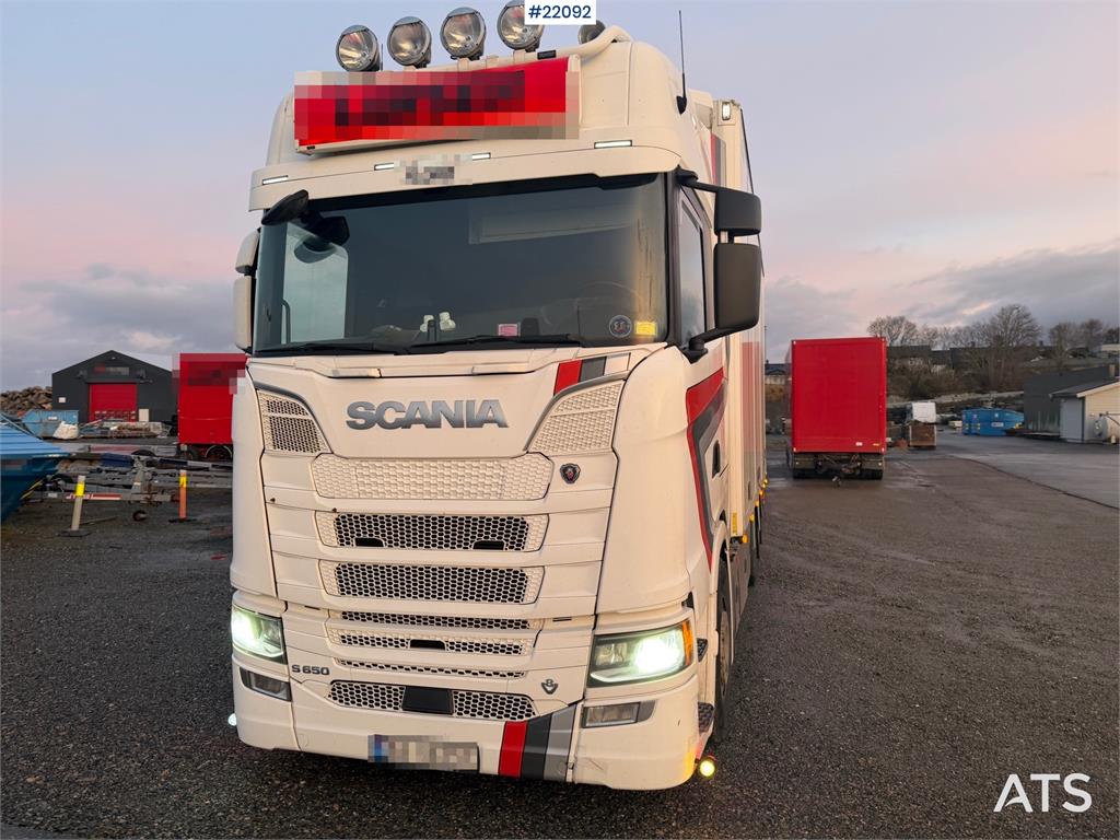 Scania S650 6x2 box truck w/ Ekeri 4 axle box trailer w/ 2018 22092 S650 6x2 box truck w/ Ekeri 4 axle box trailer w/ 2018...