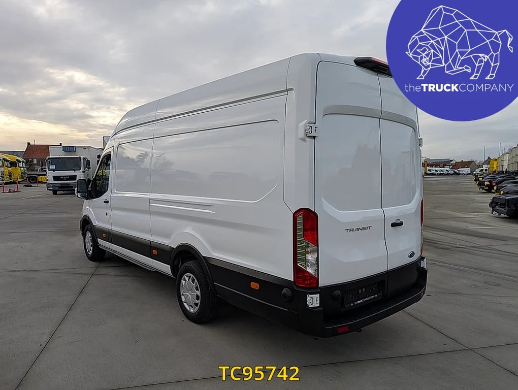 Ford Transit 2.0 TDCI L4H2 2024 TC95742 Transit 2.0 TDCI L4H2 2024 1 image 3