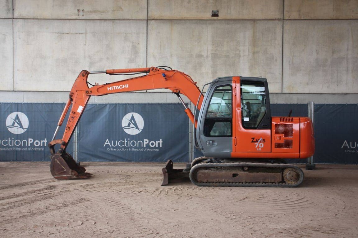 Crawler excavator Hitachi Zaxis 70LC Diesel 40kW Zaxis 70LC 1 Crawler Excavators image 2