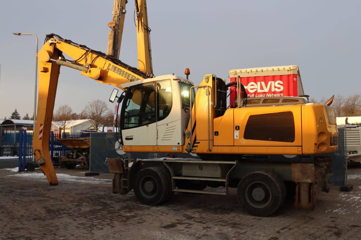 Heavy machinery product image - Image 2 of 15