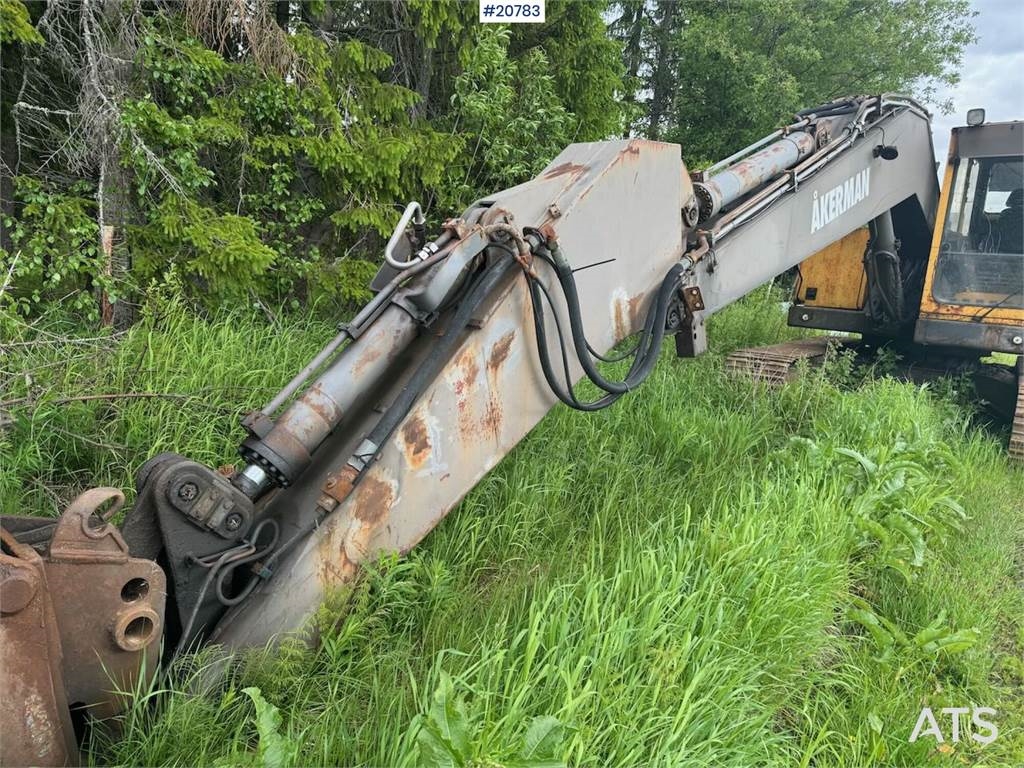 Volvo EC230B crawler excavator w/ digging bucket 1996 20783 EC230B crawler excavator w/ digging bucket 1996 1 Crawler Exca...