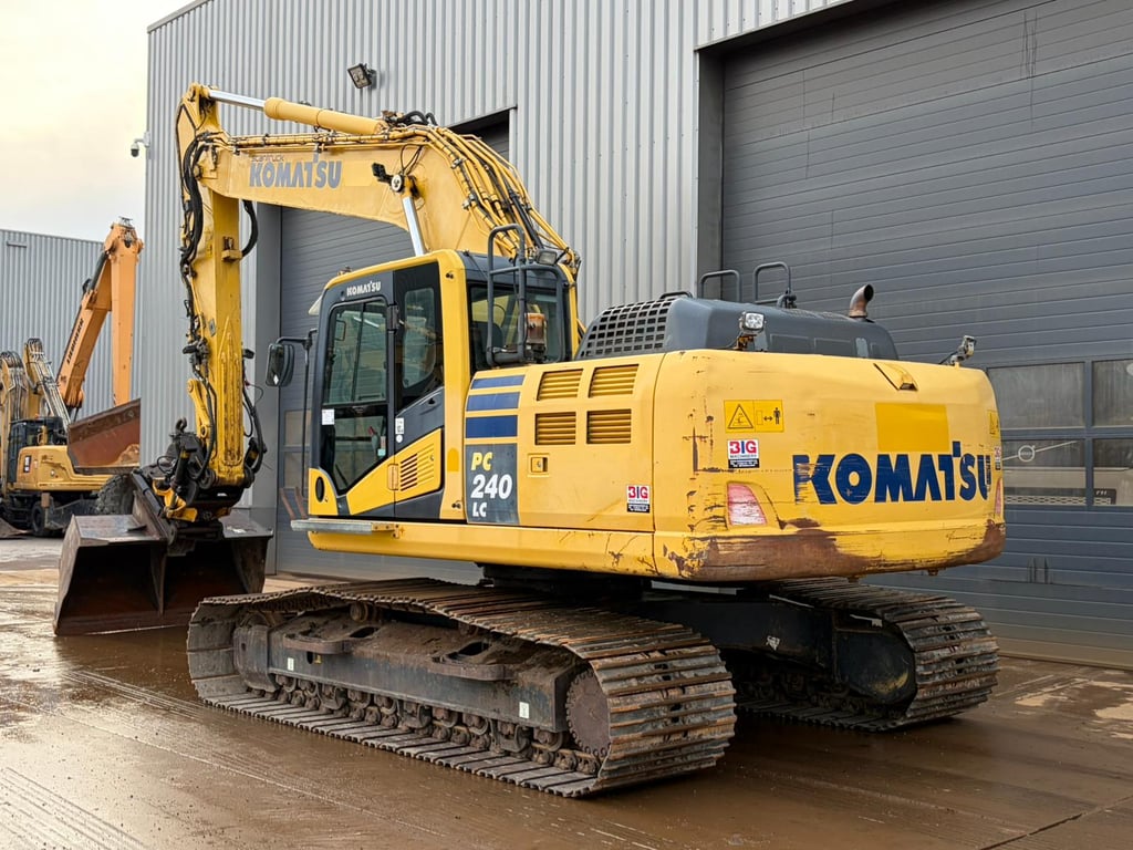 Komatsu PC240LC-10 2014 00033878 PC240LC-10 2014 1 image 6