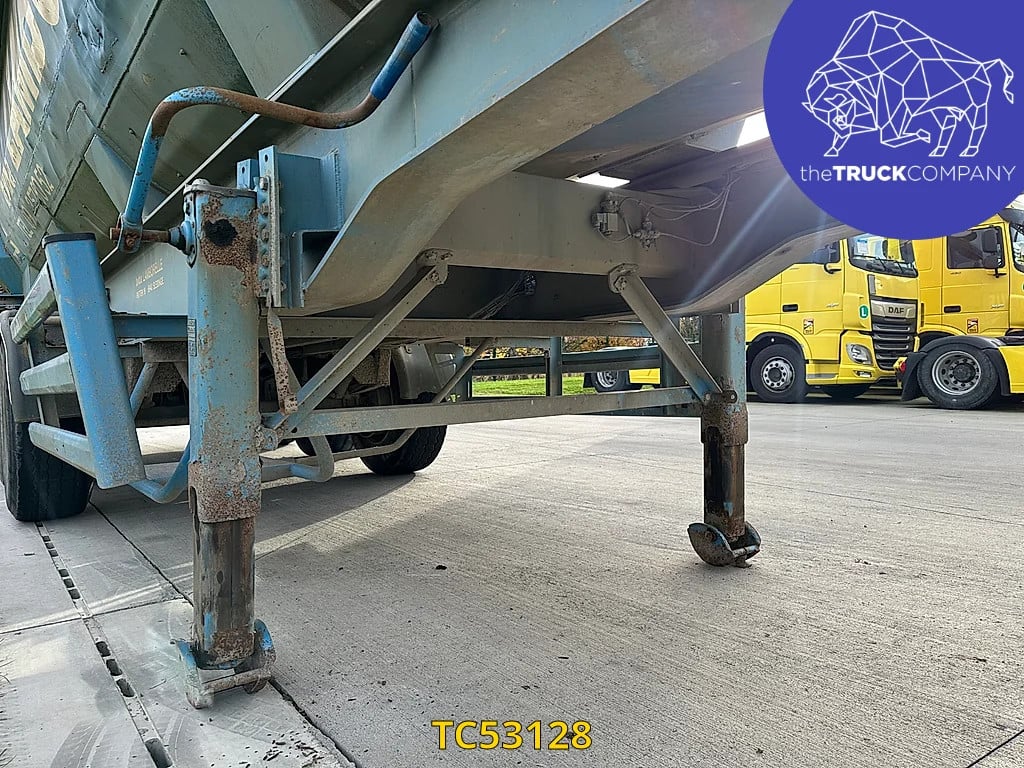 Stas Tipper 2006 TC53128 Stas 2006 1 Tipper trucks image 8