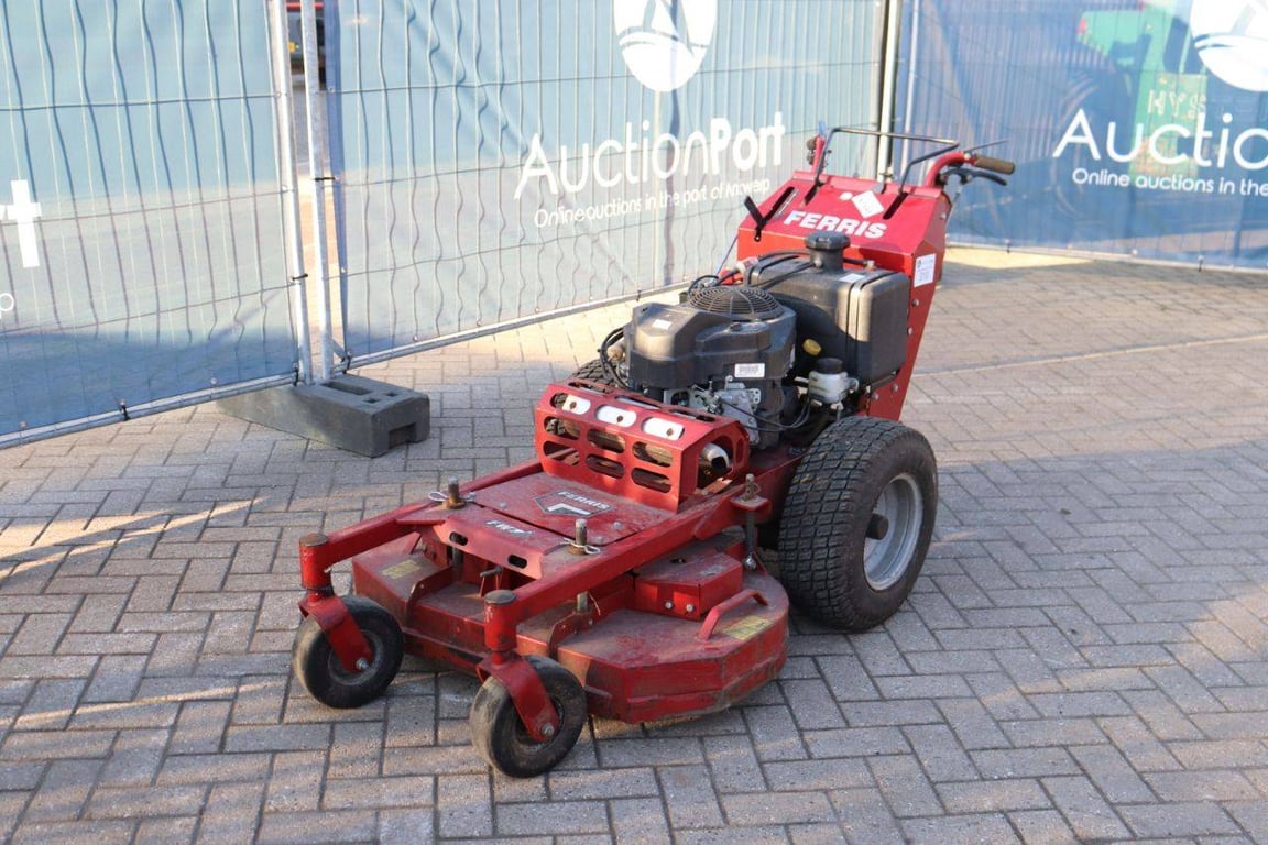 Ferris FW25 Petrol Riding Mower FW25 1 image 9