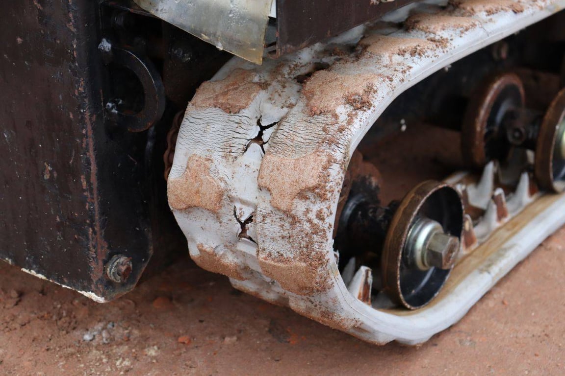 Mast lift Aichi RM04B Electric 5.8m 2005 2005 RM04B 2005 1 image 15