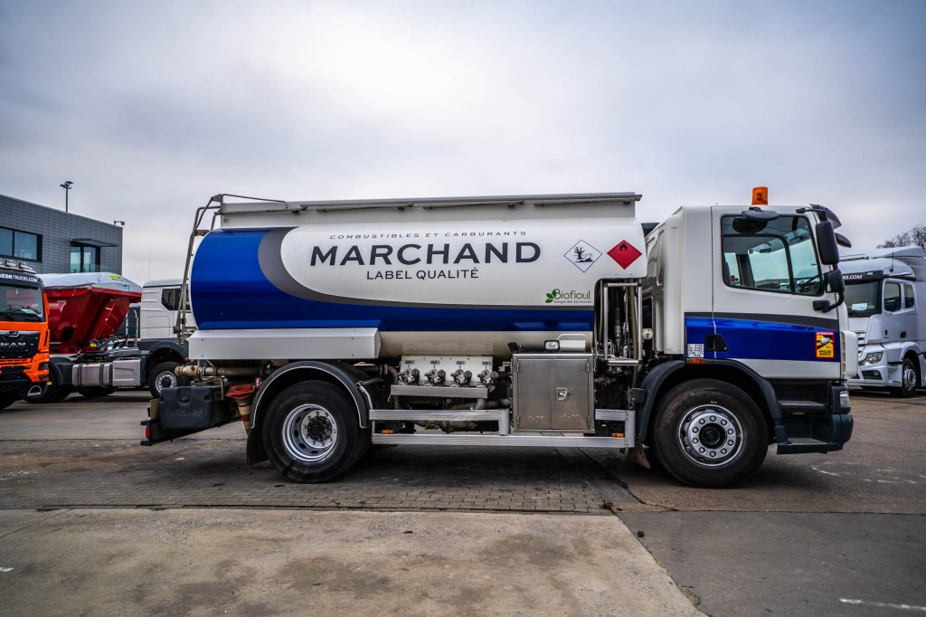 DAF CF 75 360 +ALU MAGYAR 13.500L /4COMP + INTARDER 2012 E65096 DAF 75 360 +ALU MAGYAR 13.500L /4COMP + INTARDER 2012 1 im...