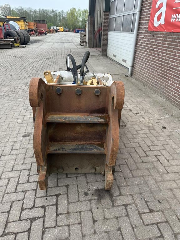 CW 45 2020 12046 CW 45 2020 1 image 6