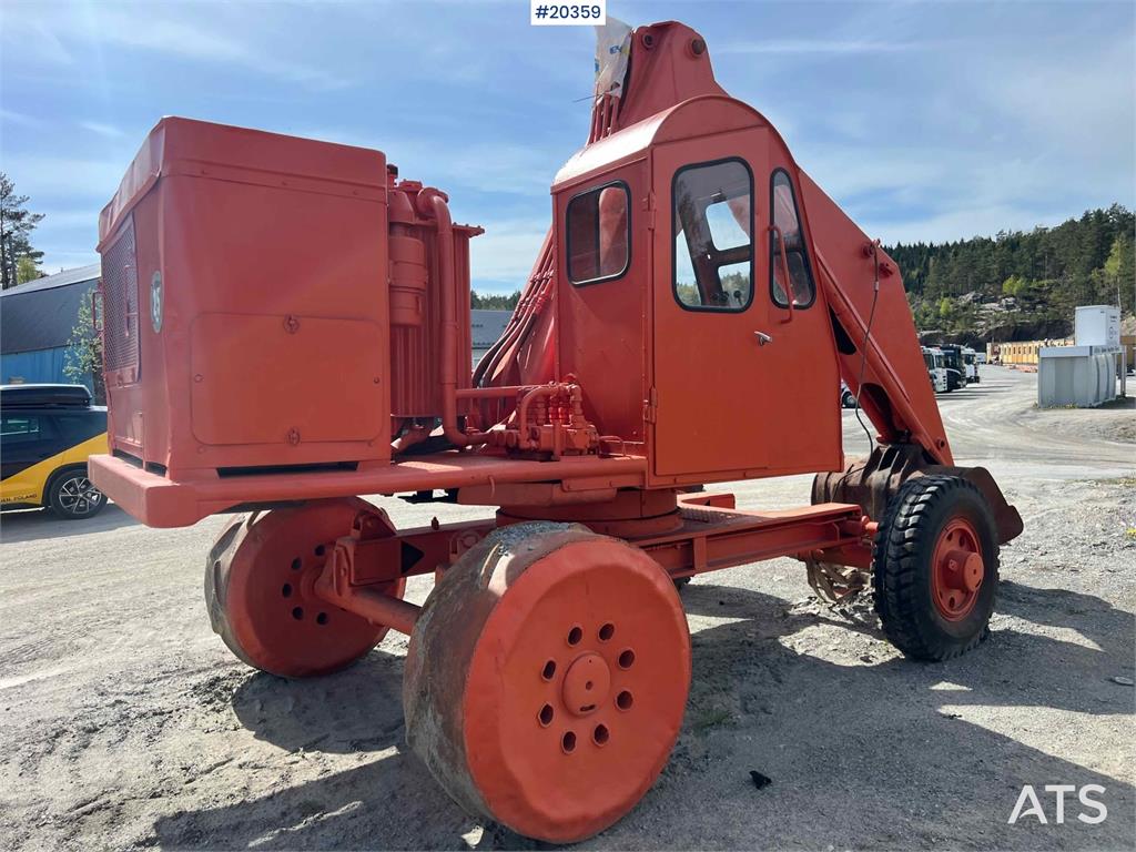 Brøyt X2 excavator w/bucket (Nostalgia!) 1963 20359 Broyt X2 excavator w/bucket (Nostalgia!) 1963 1 Crawler Excavators ima...