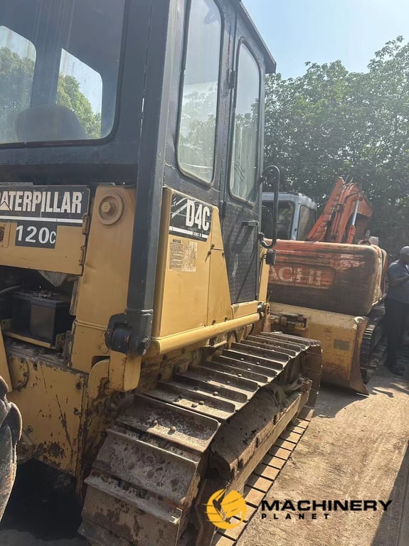 D4C Caterpillar Used Bulldozer good price D4C 2017 1 Dozers image 4