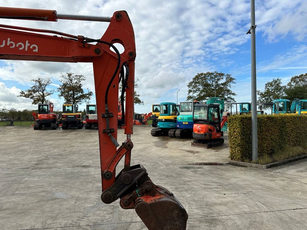 Kubota U-45-3 Diesel 29.4kW Crawler Excavator 2005 2005 U-45-3 2005 1 Crawler Excavators image 12