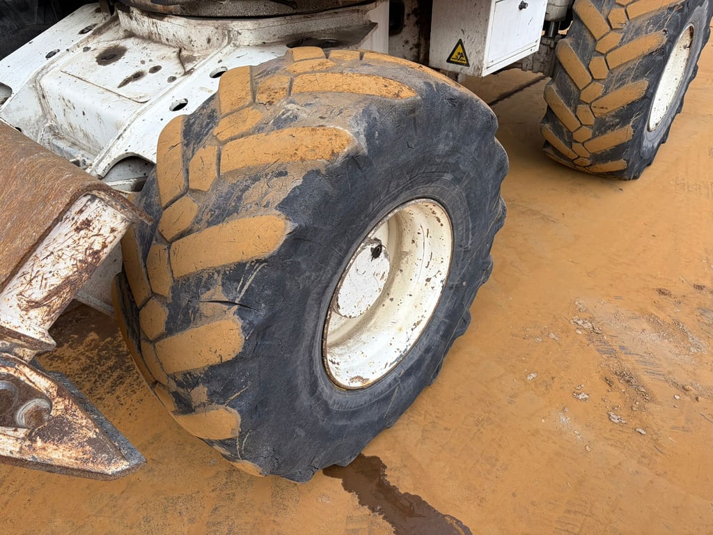 Mecalac 12MTX incl. 5 x bucket 2013 00033692 Mecalac 12MTX incl. 5 x bucket 2013 1 image 12