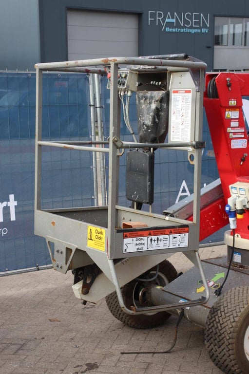 Articulating boom lift Niftylift HR12 Diesel 2015 2015 Niftylift HR12 2015 1 image 9