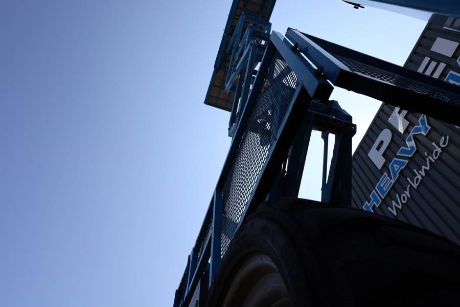 Genie GS5390 Diesel, 4x4 Drive, 18.15m Working Height, 6 2014 GENIE - GS5390 - 90034 GS5390 Diesel, 4x4 Drive, 18.15m Work...