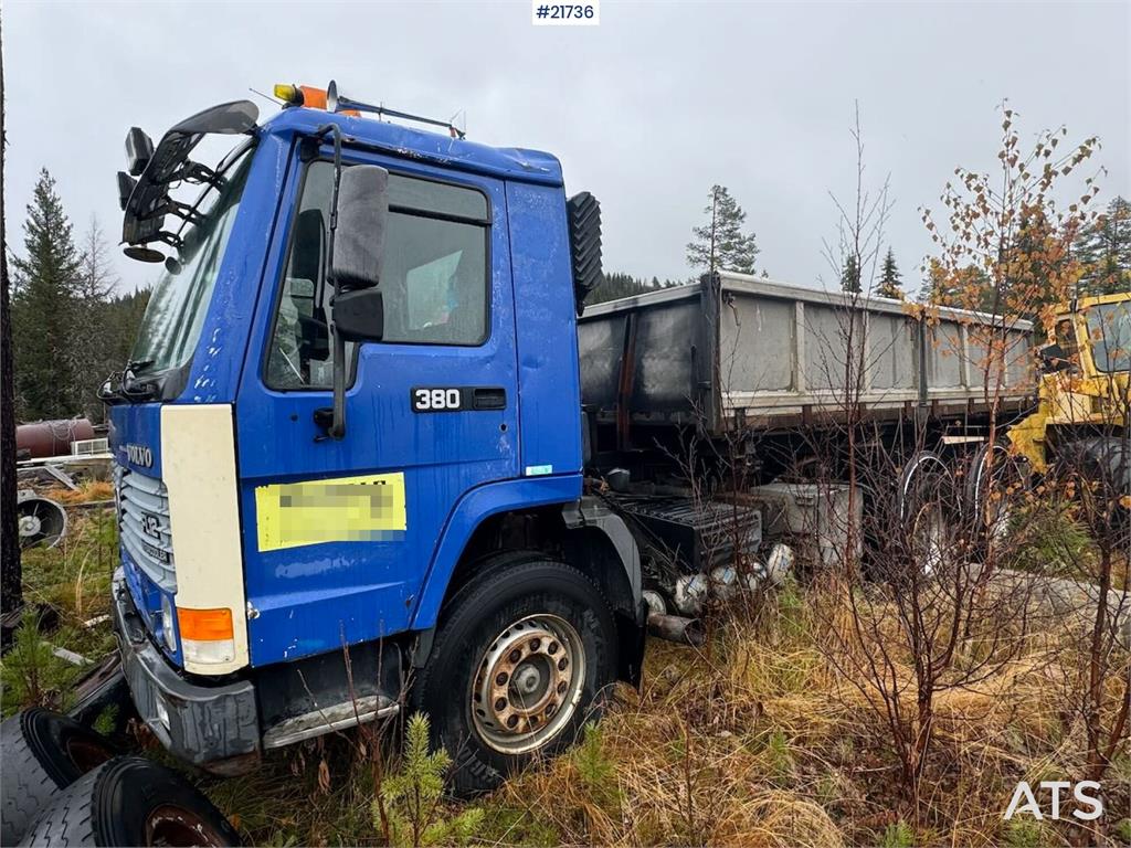 Volvo FL12 with 22 t/m Palfinger Crane, Timber Platform, 1996 21736 FL12 with 22 t/m Palfinger Crane, Timber Platform, 199...