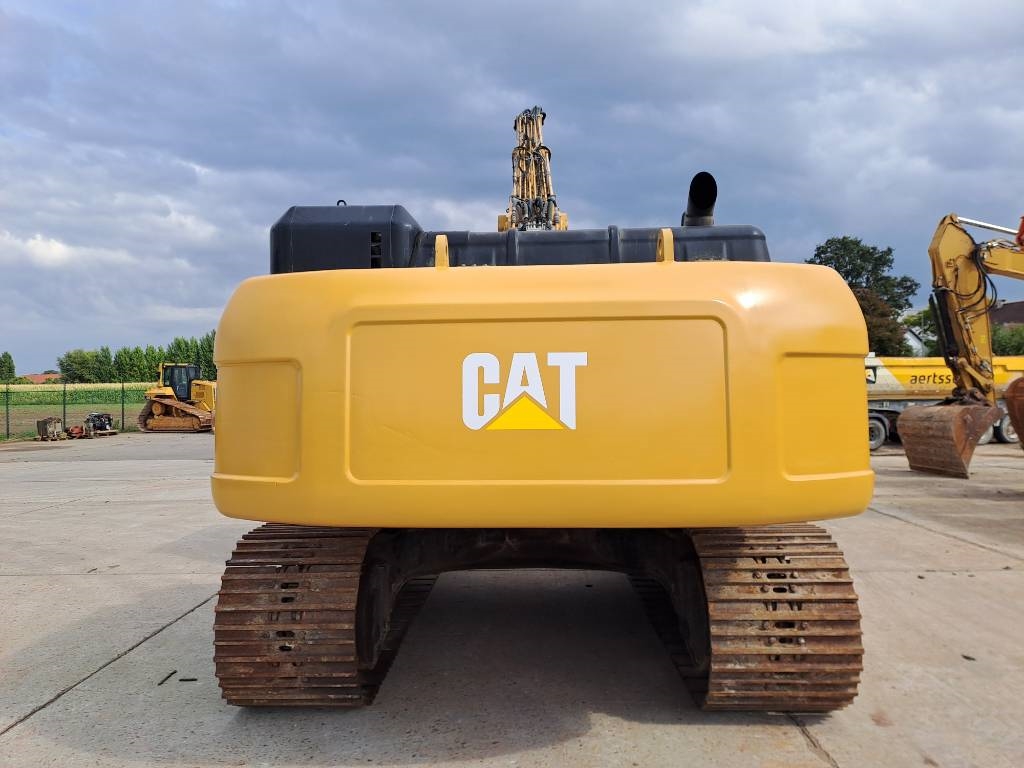 CAT 330 DL UHD (21m UHD + standard boom) 2007 ATR-1761 330 DL UHD (21m UHD + standard boom) 2007 1 Crawler Excavators image 4