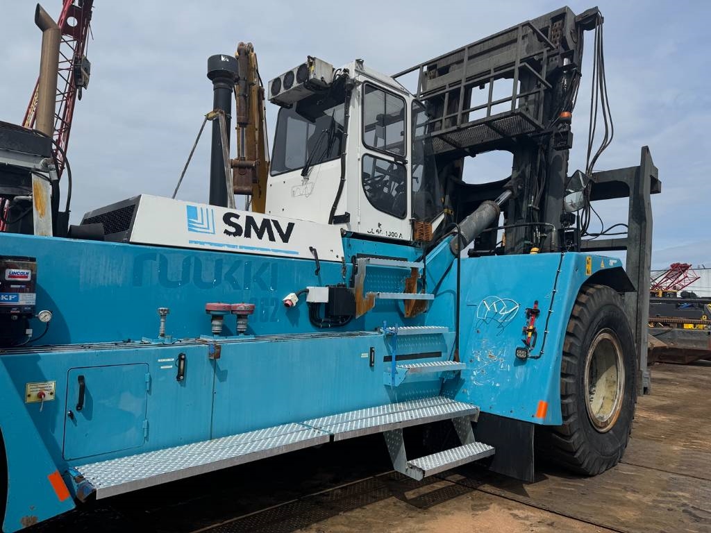 SMV sl 60-1200A ( 60.000kg lifting capacity ) 2005 5379A SMV sl 60-1200A ( 60.000kg lifting capacity ) 2005 1 Forklift ima...