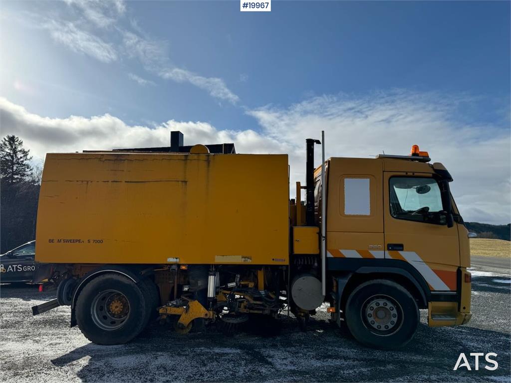 Heavy machinery product image - Image 6 of 15