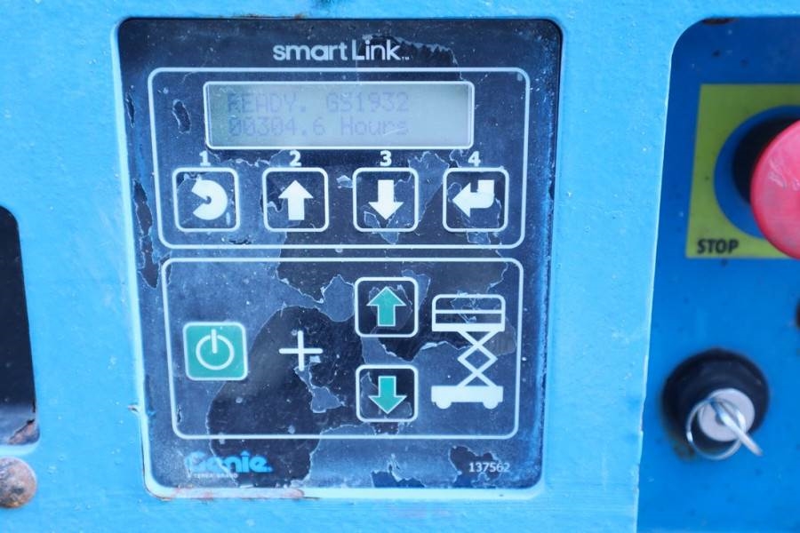 Genie GS1932 Electric, Working Height 7.8 m, 227kg Capac 2013 GENIE - GS1932 - 90015 GS1932 Electric, Working Height 7.8 m...