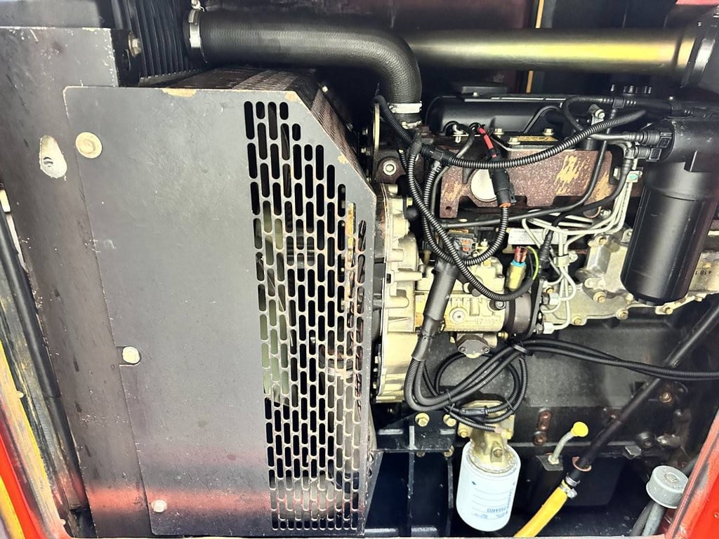Generator Gesan DPS100 Diesel 110kVA 2005 2005 GESAN DPS100 2005 1 Generators image 12