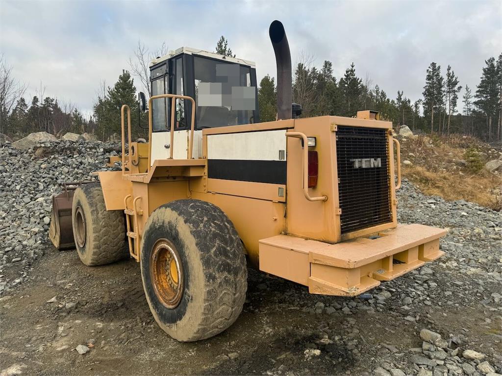 TCM 870 Wheel Loader w/ Bucket 1985 21717 870 Wheel Loader w/ Bucket 1985 1 Wheel Loaders image 5