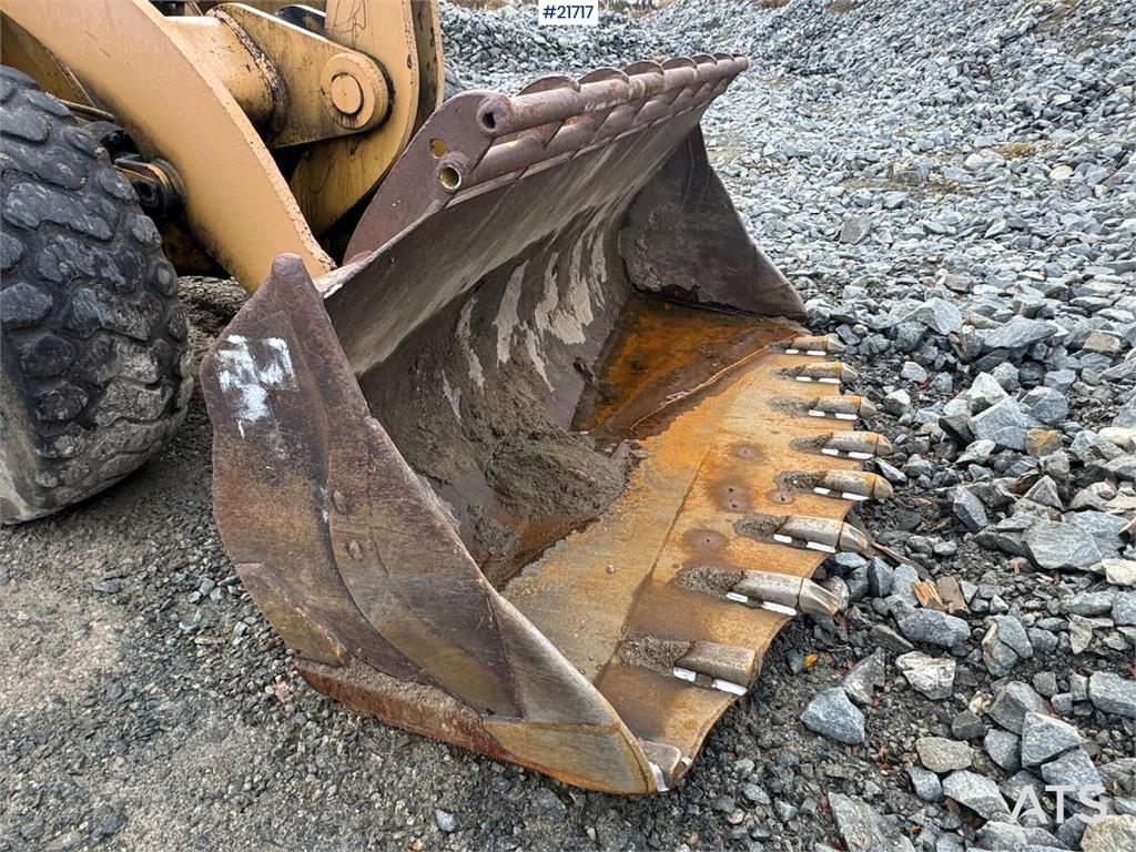 TCM 870 Wheel Loader w/ Bucket 1985 21717 870 Wheel Loader w/ Bucket 1985 1 Wheel Loaders image 9