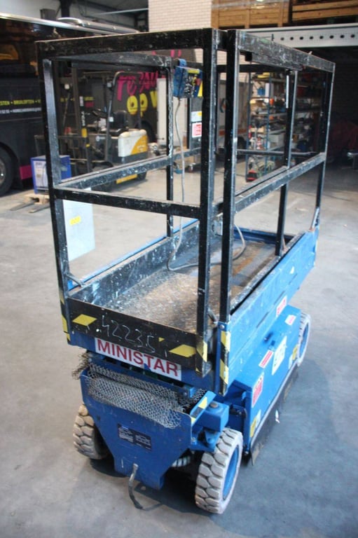 Scissor lift Holland Lift MINISTAR Z-45EL8 Electric 6.5m 2000 2000 Holland lift MINISTAR Z-45EL8 2000 1 Scissor Lifts image 5