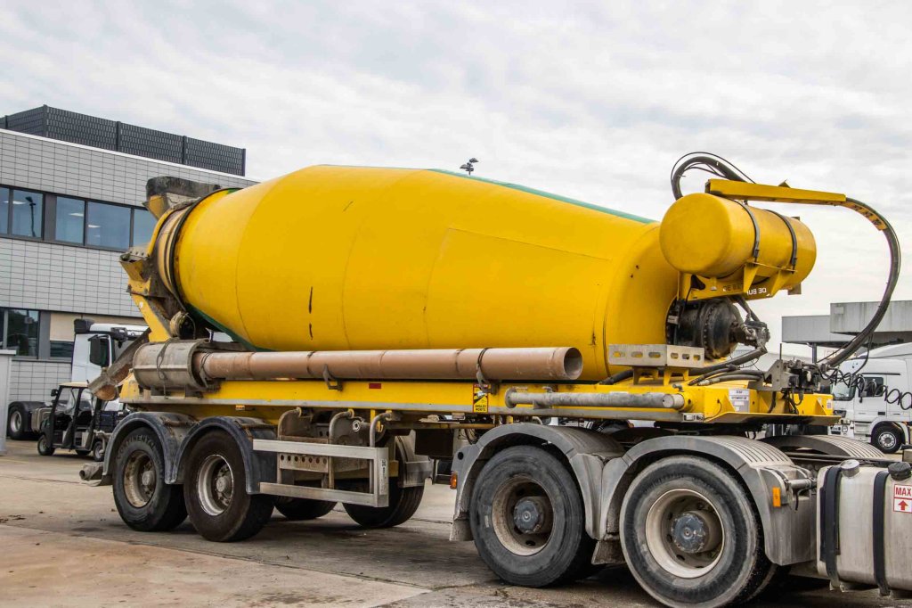 DE BUF BETON MIXER/MALAXEUR/MISCHER12M3 2014 E58213 De Buf BETON MIXER/MALAXEUR/MISCHER12M3 2014 1 image 2